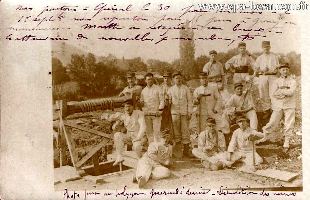Photo prise au Polygone mercredi dernier - Démolition des ruines. Juillet 1907.